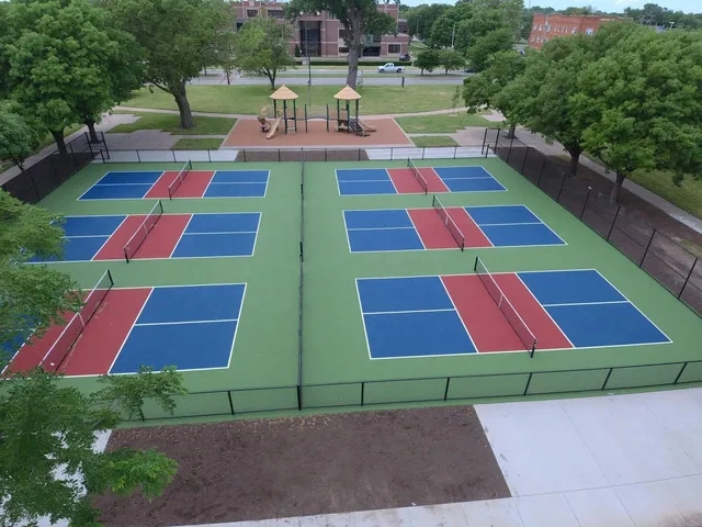 Thi công sân pickleball 5 lớp sơn MIXSPORTS TP Hà Tiên